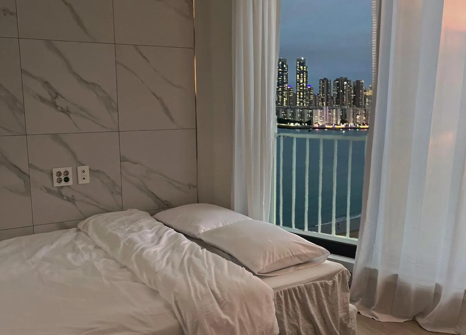 Gwanganri House Apartment Busan
